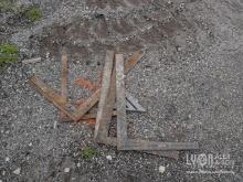 LOT OF CARPENTER TEE SQUARES SUPPORT EQUIPMENT