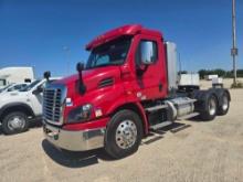 2020 FREIGHTLINER CASCADIA TRUCK TRACTOR VN:3AKJGBDV9LDMC3659 powered by Detroit DD13 12.8L diesel