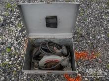 PORTER CABLE 7 1/4IN. ELECTRIC CIRCULAR SAW SUPPORT EQUIPMENT.