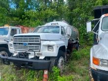 1994 FORD F800 VN:1FDXK74C7RVA17203 equipped with automatic transmission, Rosco Maximizer II Tack