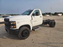 NEW UNUSED CHEVY 4500 CAB & CHASSIS powered by V8 5.2L turbo diesel engine, equipped with automatic