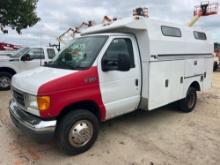 2005 FORD E350 UTILITY TRUCK VN:A36848 powered by 6.0L diesel engine, equipped with automatic