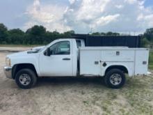 2010 CHEVY 2500 UTILITY TRUCK 4x4 VN:1GB3KVBK2AF131985 powered by 6.0L gas engine, equipped with