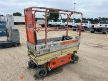 JLG 1930ES SCISSOR LIFT SN:200180269 electric powered, equipped with 19ft. Platform height, slide