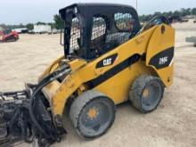 CAT 242C SKID STEER SN:JAY05721 powered by Cat diesel engine, equipped with rollcage, 2-speed, high