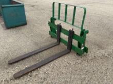 PALLET FORKS TRACTOR ATTACHMENT