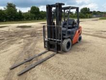 2019 TOYOTA 8FGU25 FORKLIFT SN:8FGU25-94211 powered by dual fuel engine, equipped with OROPS,