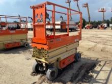 2018 JLG 2032ES SCISSOR LIFT SN:200264138 electric powered, equipped with 20ft. Platform height,