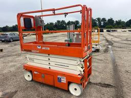 2019 SNORKEL S3226E SCISSOR LIFT SN:S3226E-04-190100812 electric powered, equipped with 26ft.