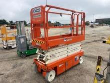 2019 SNORKEL S3226E SCISSOR LIFT SN:S3226E-04-190100812 electric powered, equipped with 26ft.