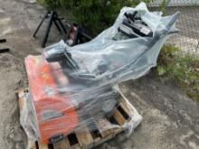 YARD FORCE DUAL STAGE SNOWBLOWER ELEC START W/ B & S ENGINE NEW SUPPORT EQUIPMENT