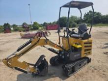 NEW AGT MX12RX HYDRAULIC EXCAVATOR powered by RATO gas engine, 13.5HP, pilot system, digging bucket.