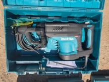 MAKITA 20 LB DEMOLITION HAMMER- HM1203C- 1 YR FACTORY WARRANTY-RECON NEW SUPPORT EQUIPMENT