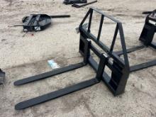 NEW GIYI FORKS SKID STEER ATTACHMENT