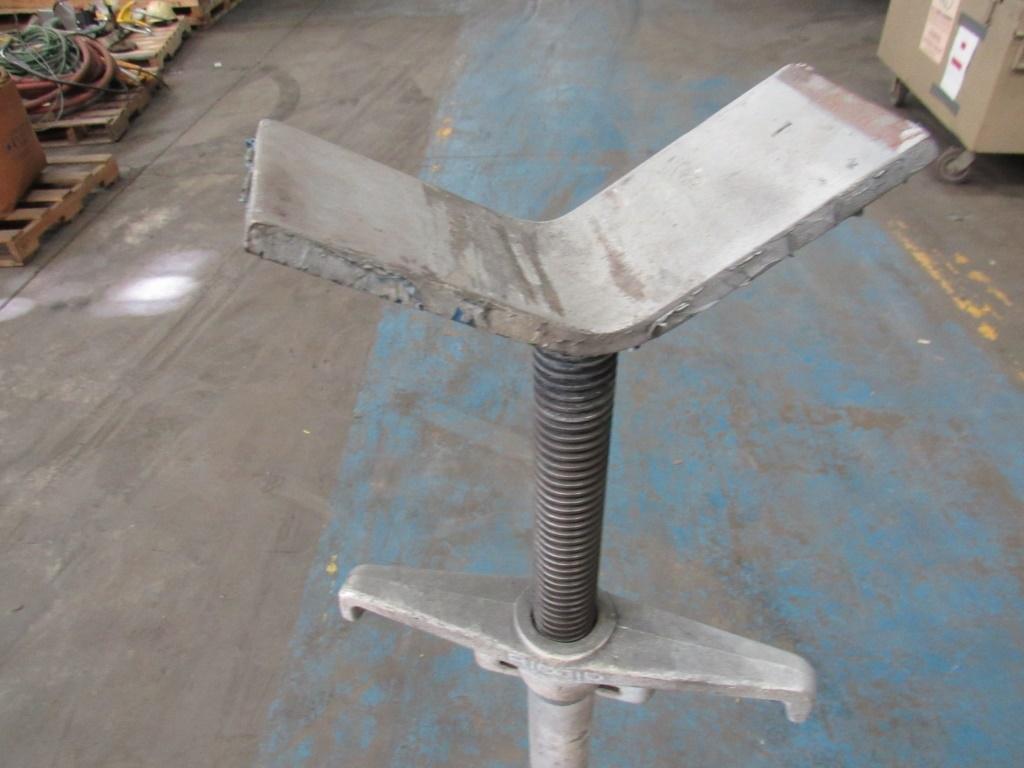 (Qty - 2) Pipe Stands-