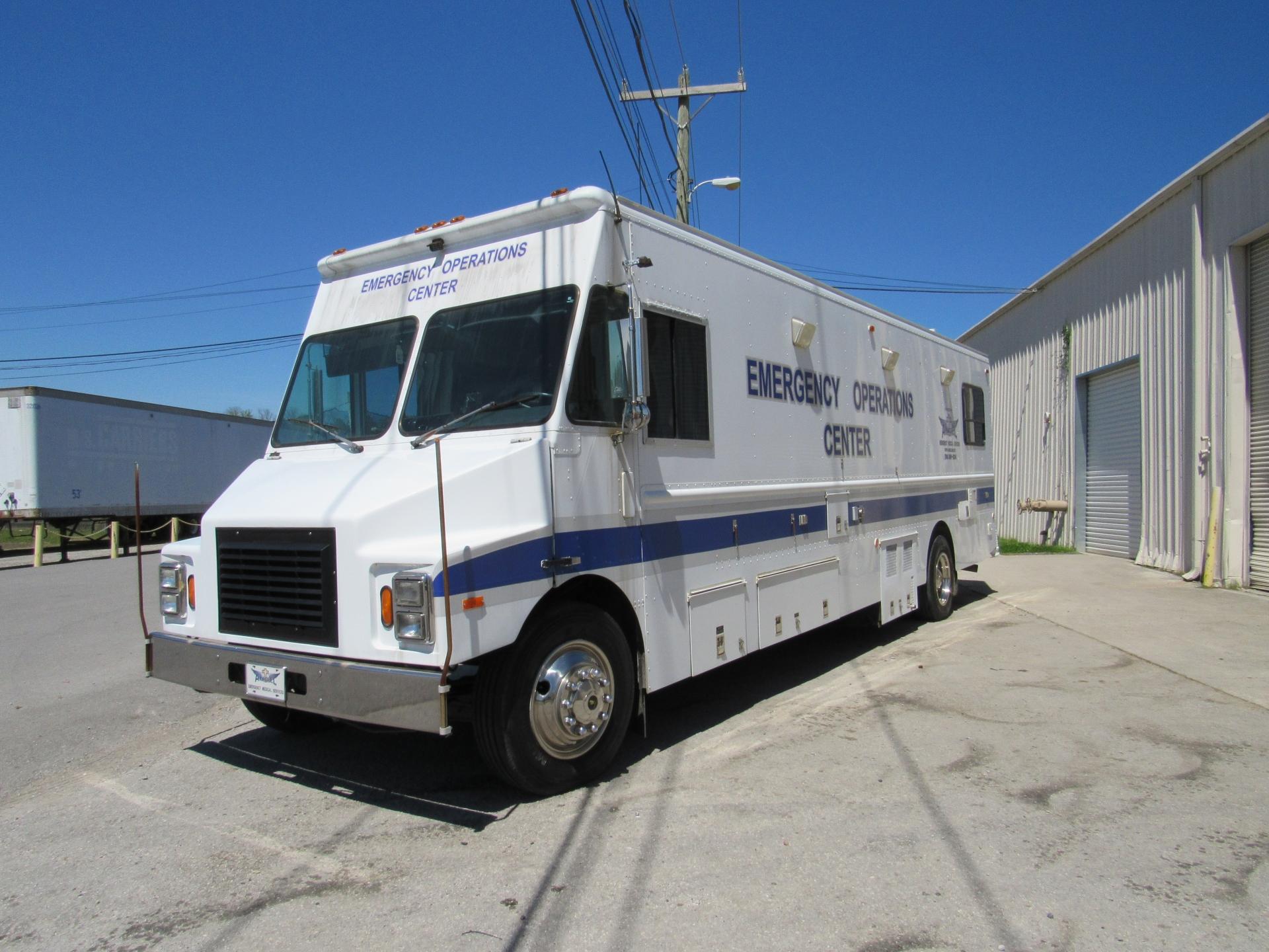 1993 Chevrolet P60 Step Van Command Center