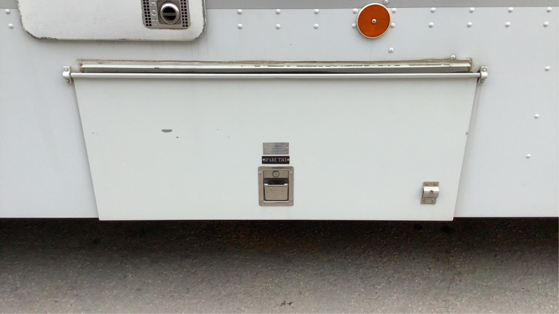 1993 Chevrolet P60 Step Van Command Center