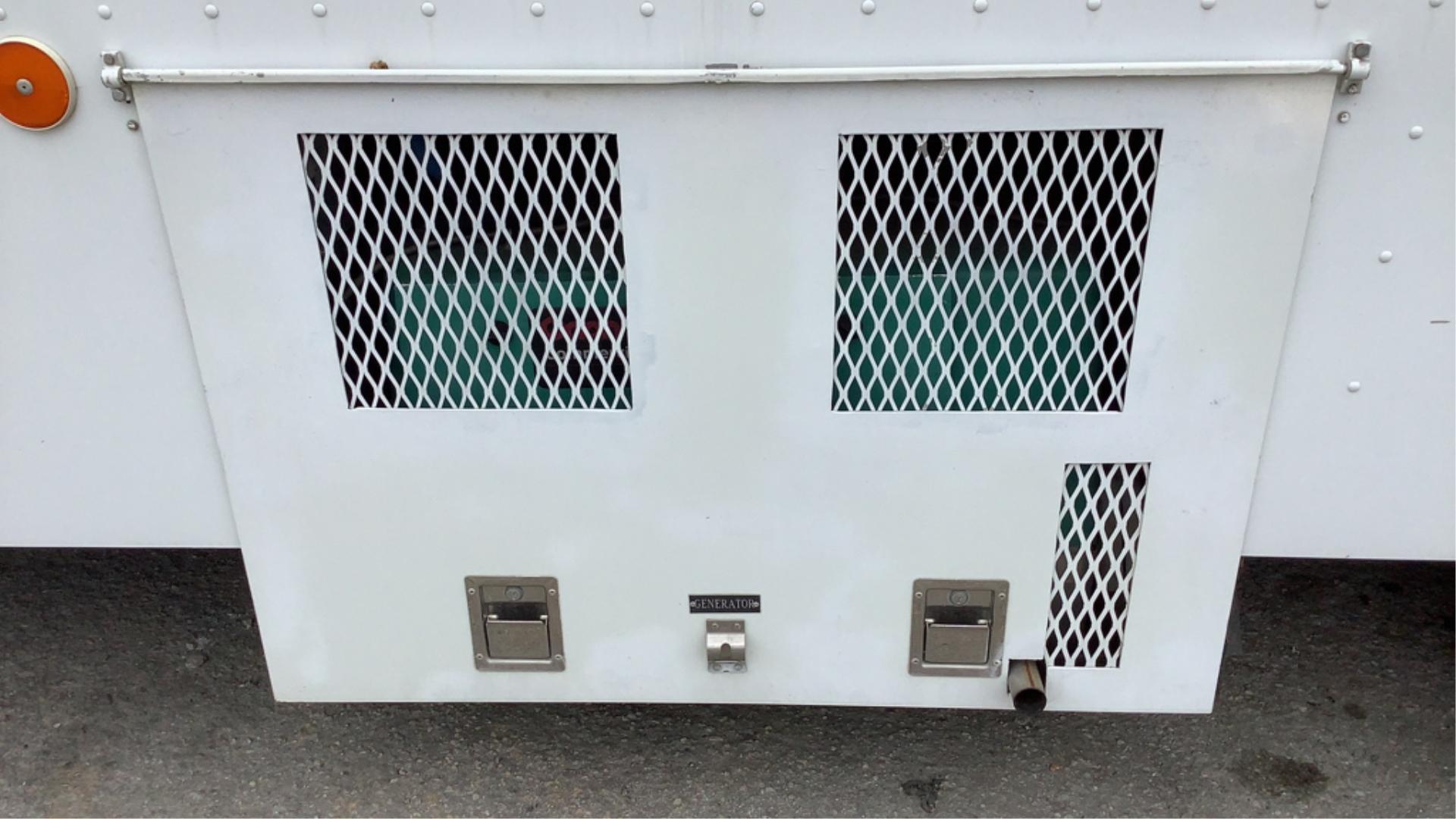 1993 Chevrolet P60 Step Van Command Center