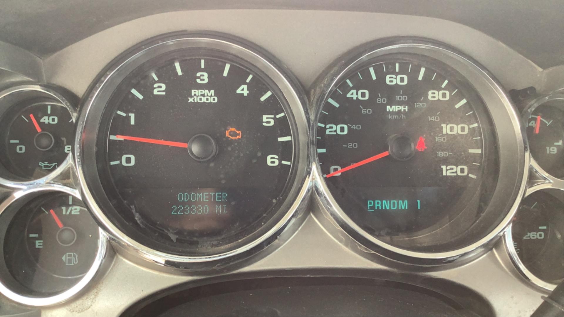 2011 Chevrolet 3500 Flatbed Crew Cab Dually 2WD
