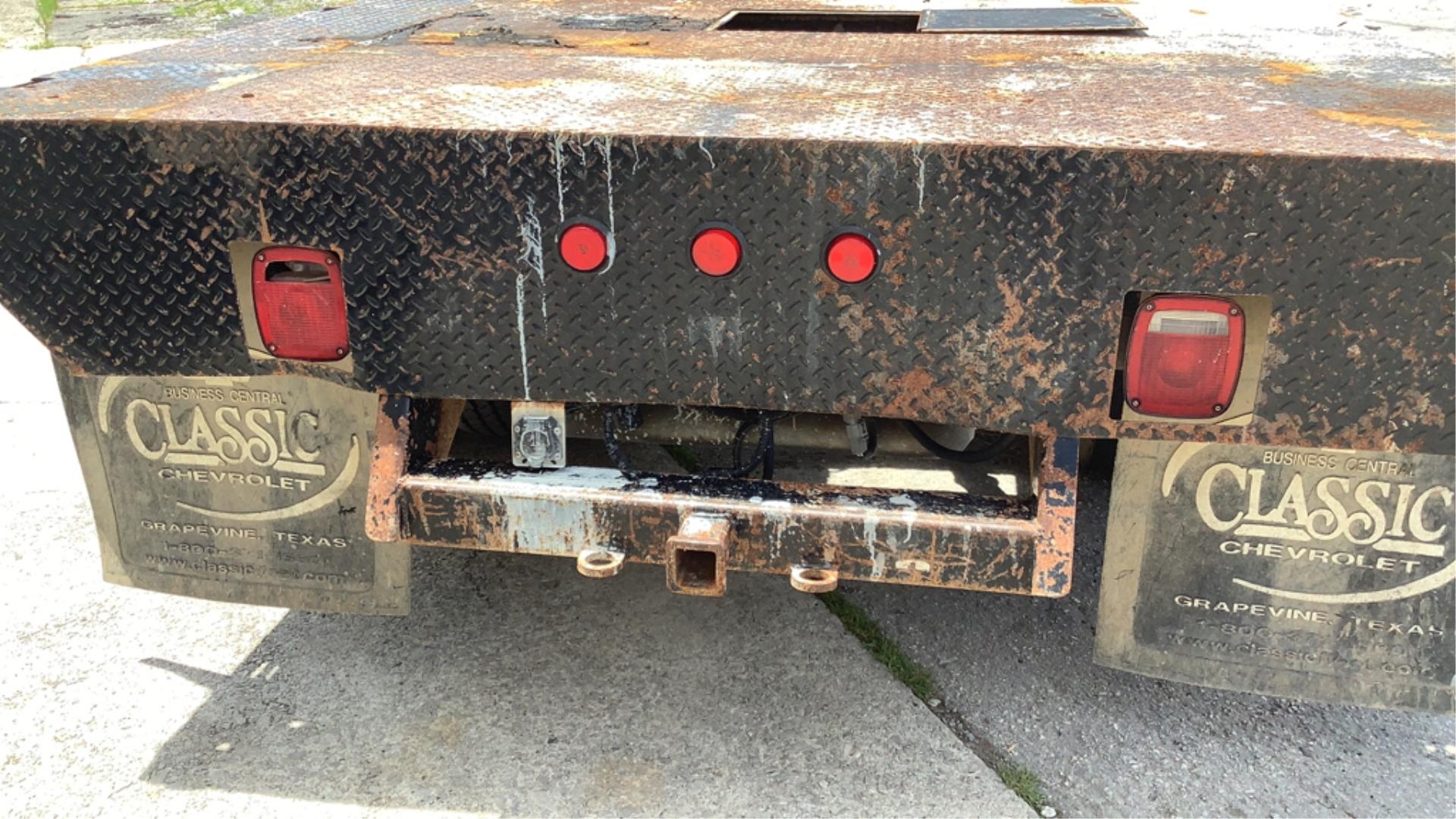2011 Chevrolet 3500 Flatbed Crew Cab Dually 2WD
