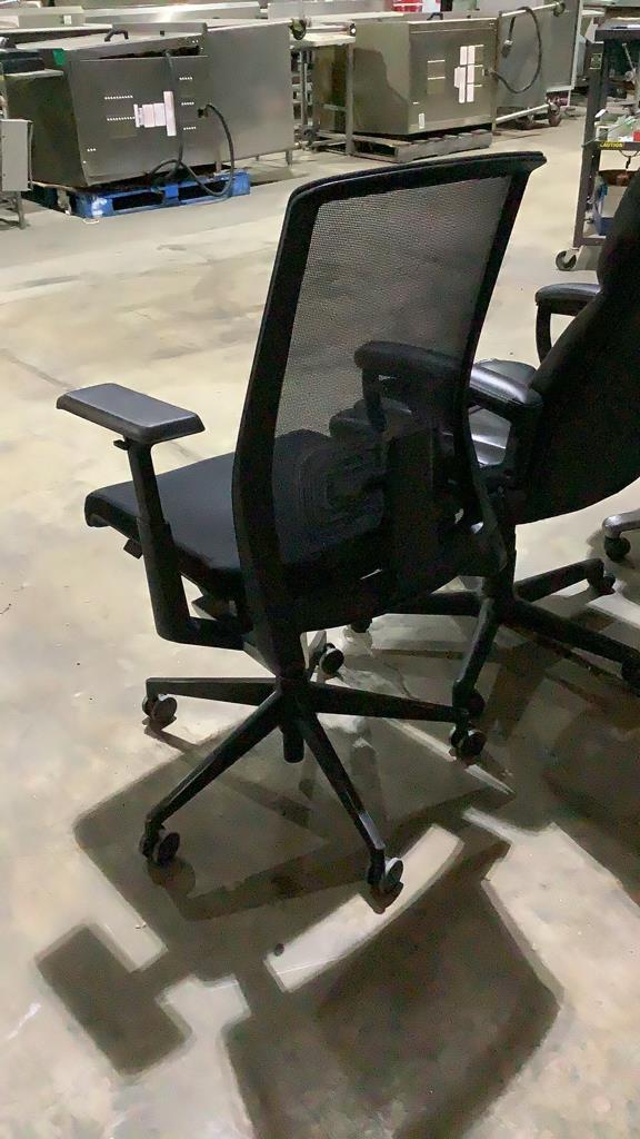 (qty - 4) Rolling Office Chairs-