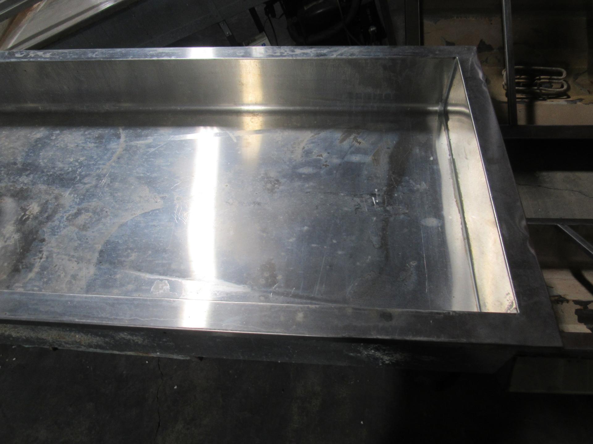 Stainless Steel Basin With Refrigerator-