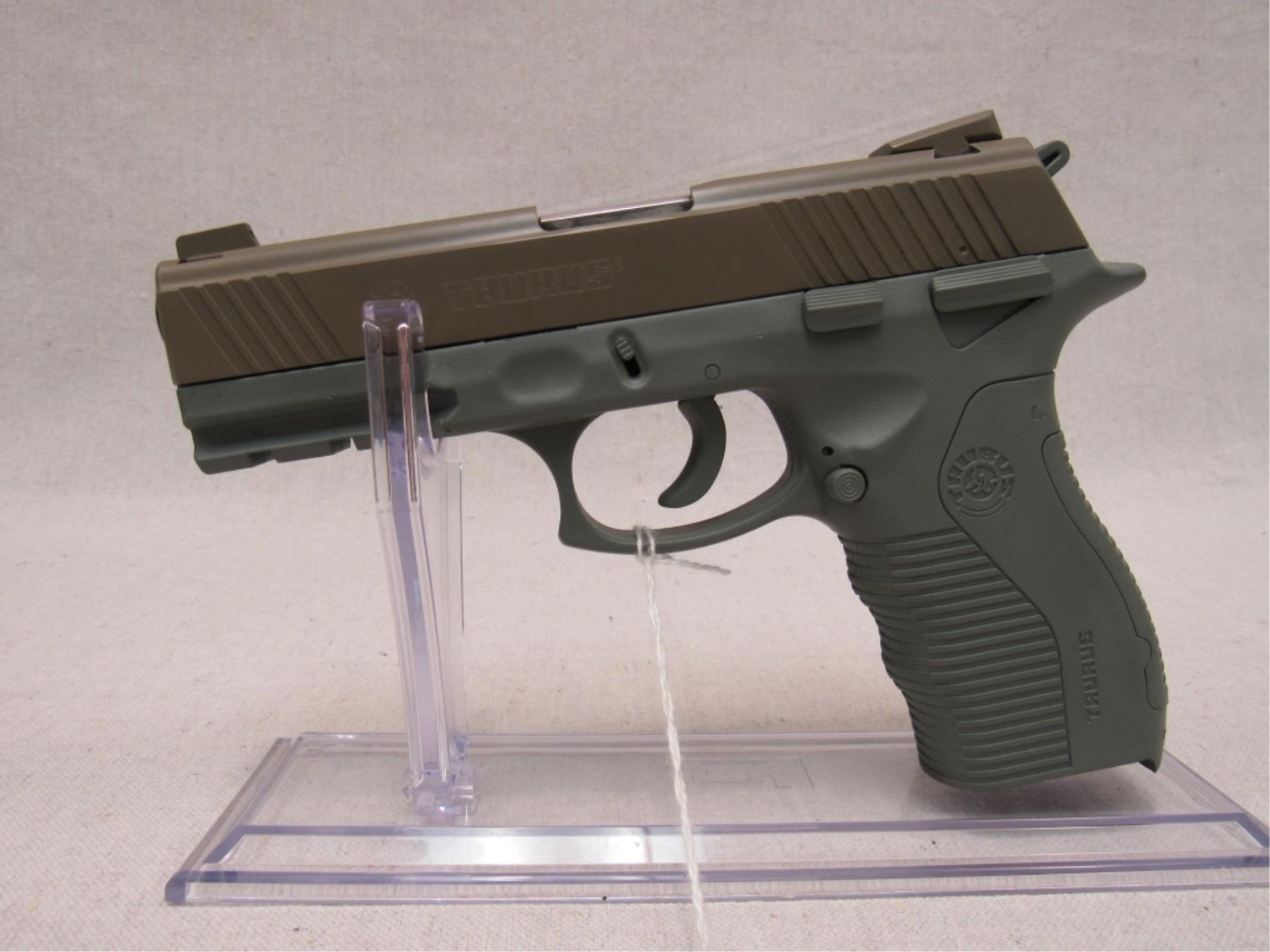 Taurus PT840 .40-