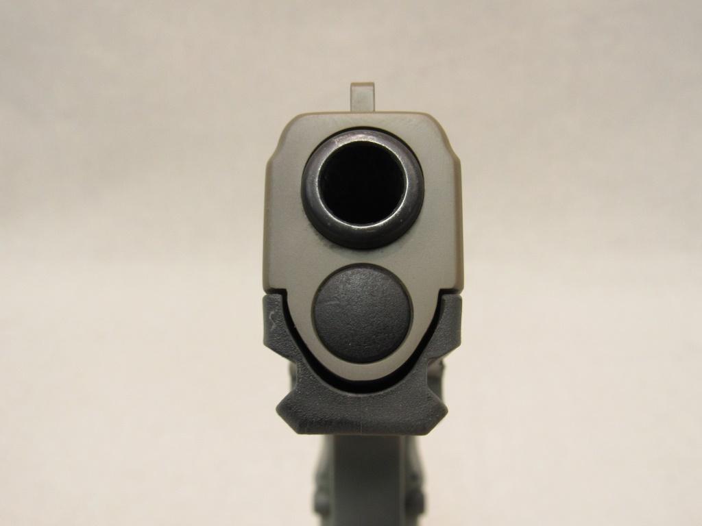 Taurus PT840 .40-