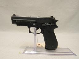 Sig Sauer P220 .45-