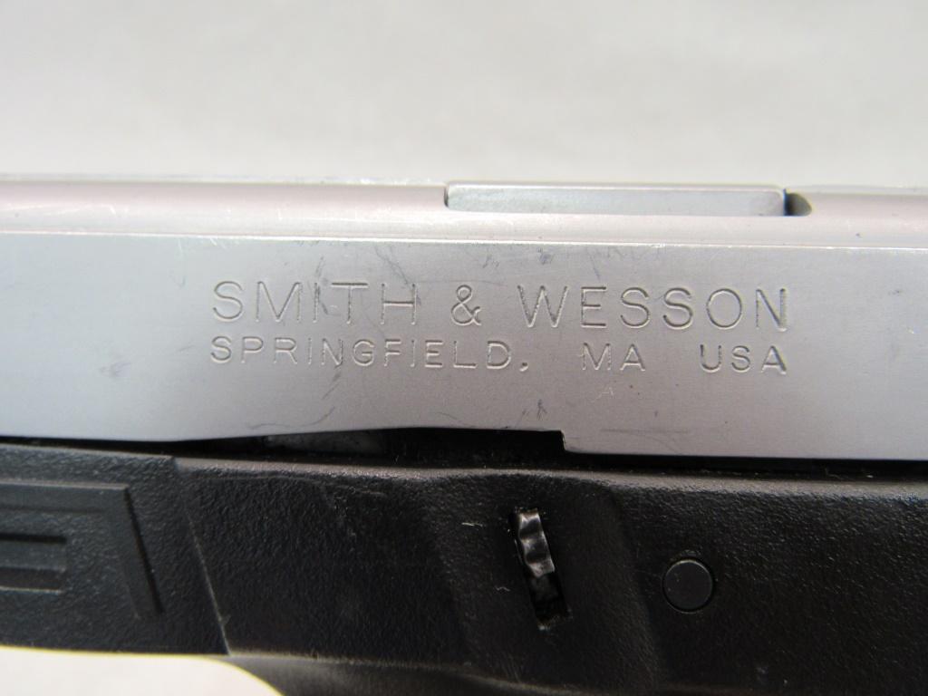 Smith & Wesson SW9VE 9mm-