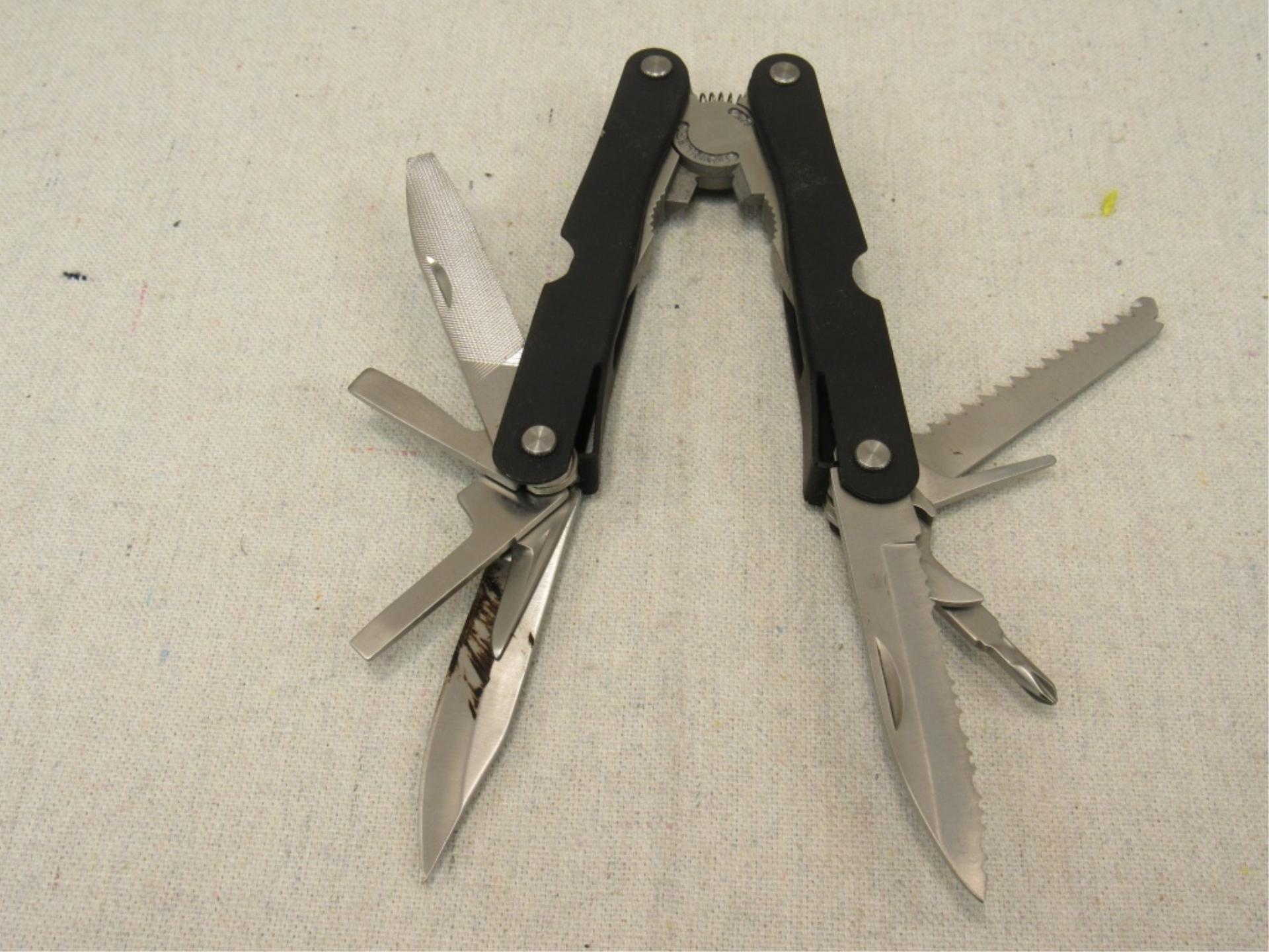 (qty - 2) Multi Tools-