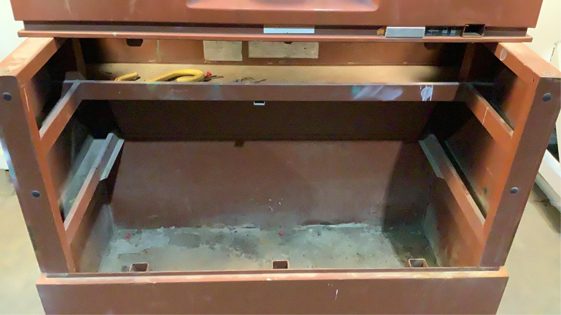 Jobox Tool Chest