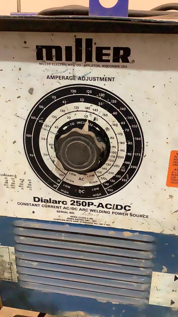 Miller Arc Welder Dialarc 250P