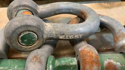 (8) 6 1/2 Ton Shackles