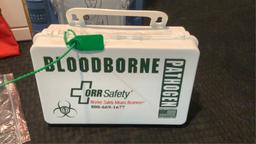 Phillips Heartstart Defibrillator With Case M5066A