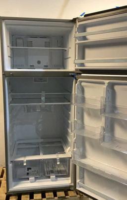 Whirlpool Refrigerator WRT518SZFM02