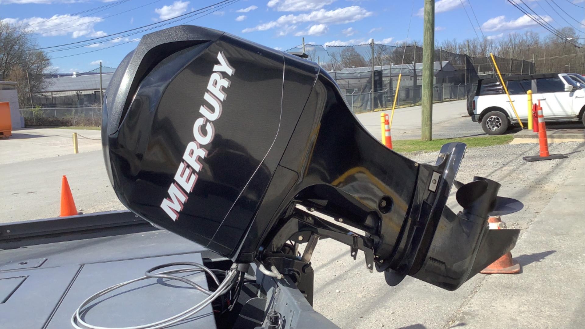 2021 Lowe STINGER178 20' Boat