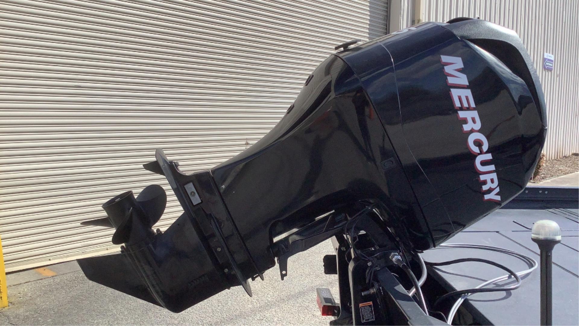 2021 Lowe STINGER178 20' Boat