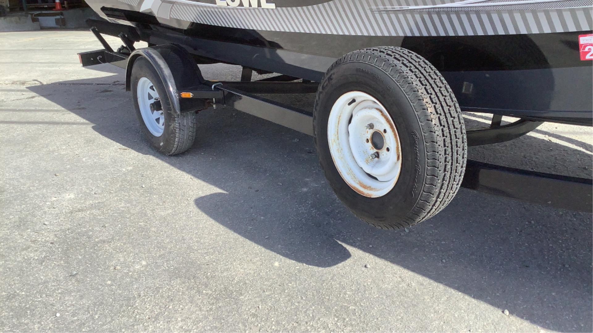 2021 Lowe STINGER178 20' Boat