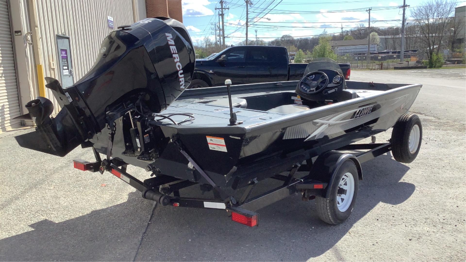 2021 Lowe STINGER178 20' Boat
