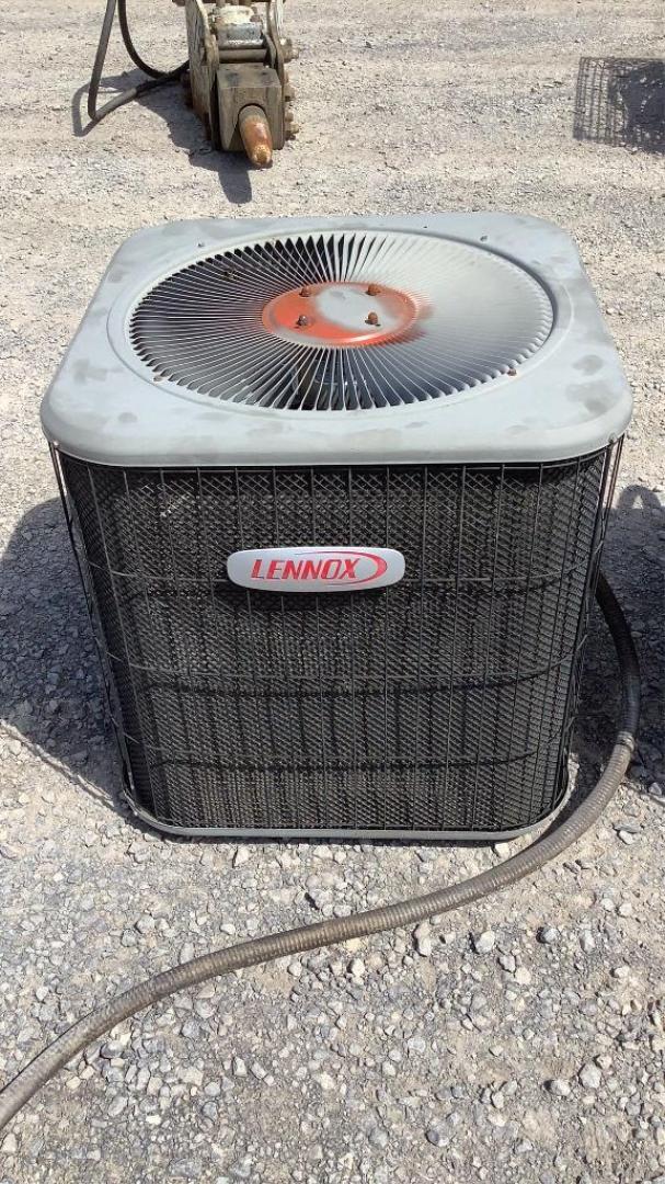 (2) Lennox AC Units 13ACD-024-230-05