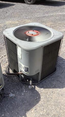 (2) Lennox AC Units 13ACD-024-230-05