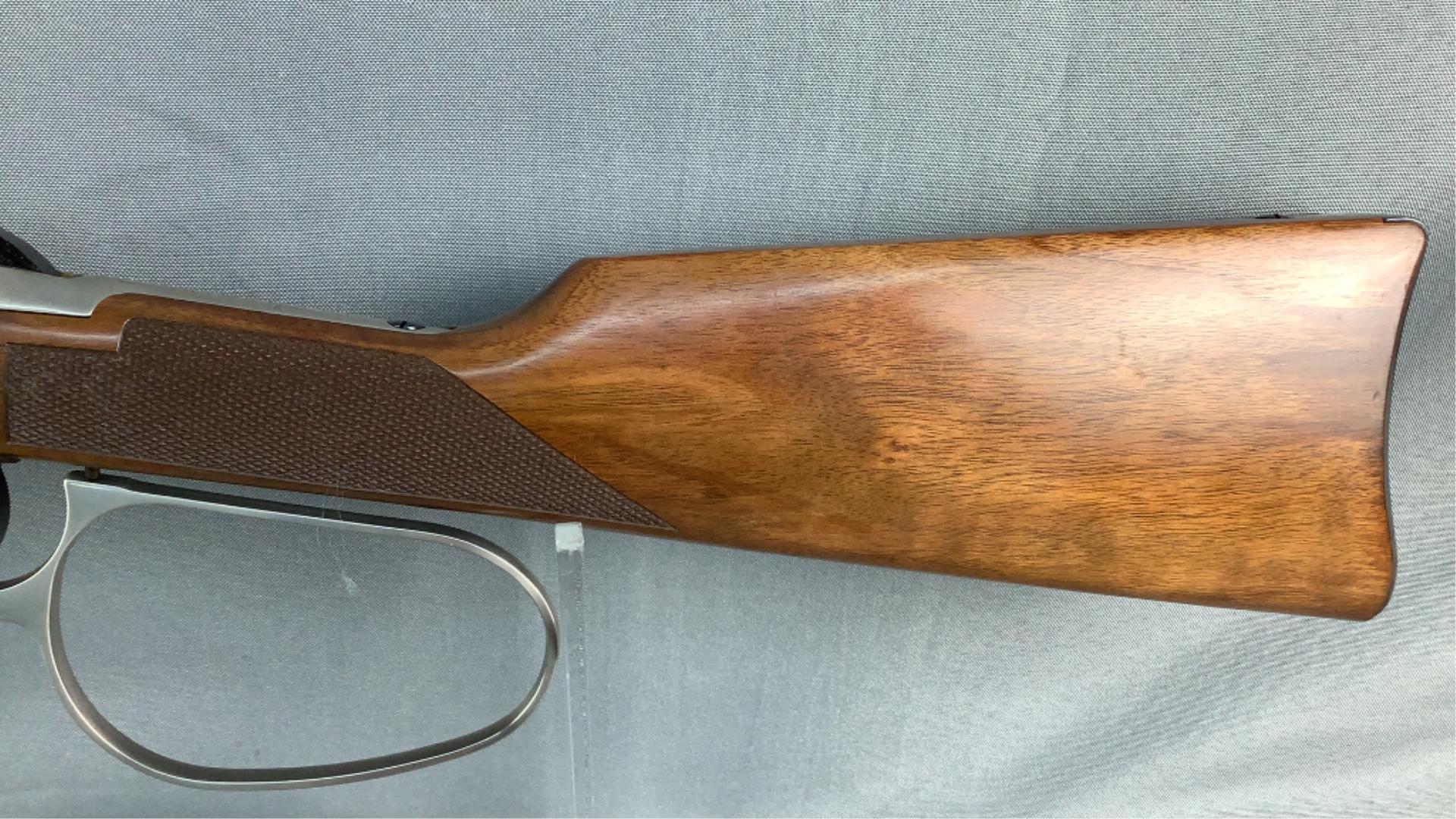 Winchester 94 John Wayne Commemorative 32-40
