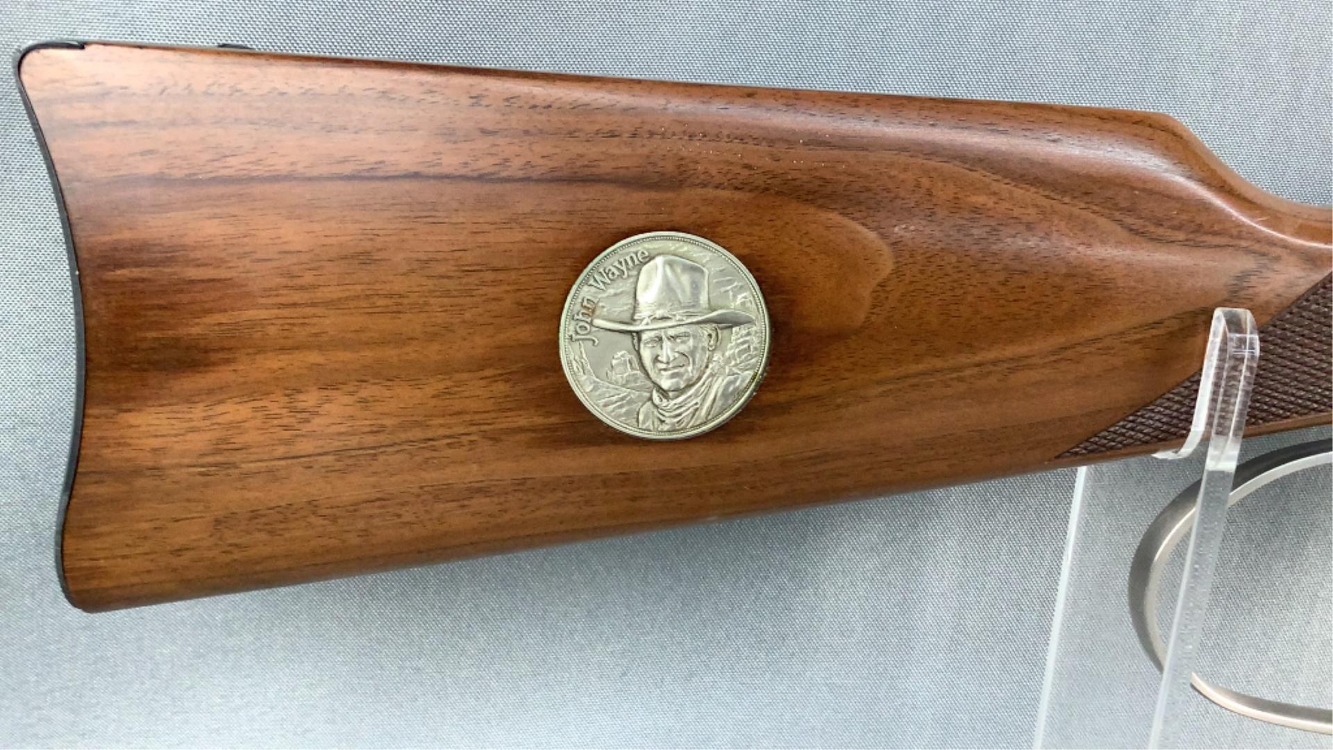 Winchester 94 John Wayne Commemorative 32-40