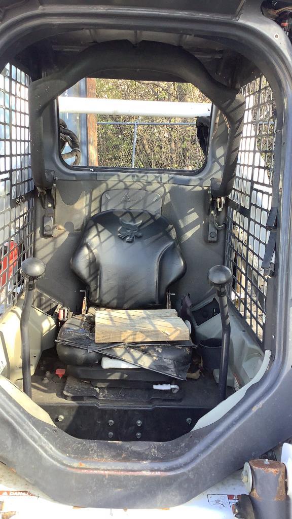 2017 Bobcat Skid Steer T595