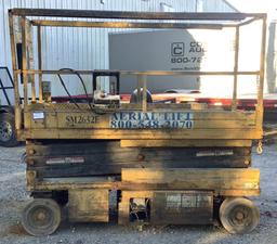 Grove Scissor Lift *INOP*