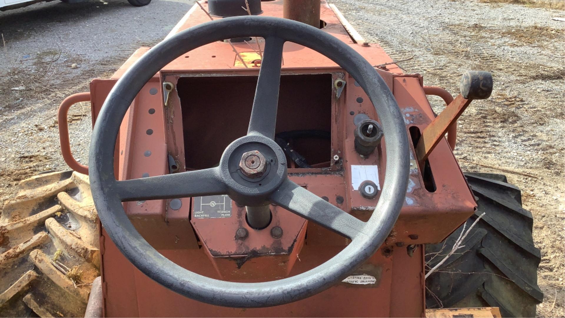 Case Trencher 760