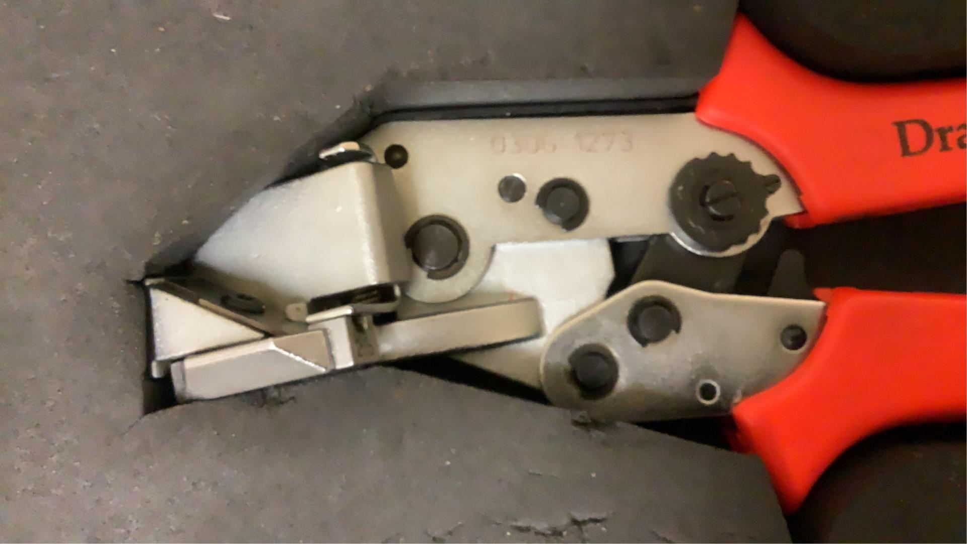 Draka Comteq Buffer Tube Midspan Access Tool RAUCU