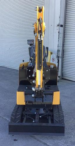 2024 Land Hero Gas Powered Mini Excavator KV16
