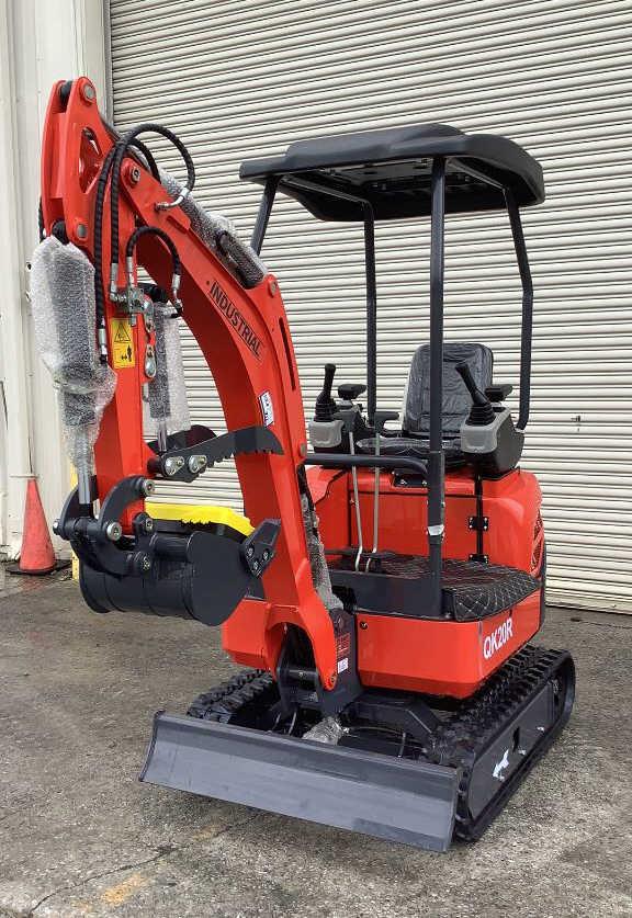 *NEW* 2025 AGT Gas Powered Mini Excavator QK20R